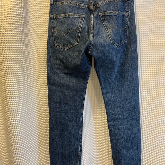 Never worn like new condition Levi’s 501 button fly - Picture 2 of 6